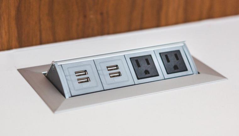 Zaskakujące funkcje nowoczesnych gniazdek elektrycznych, o których nie miałeś pojęcia