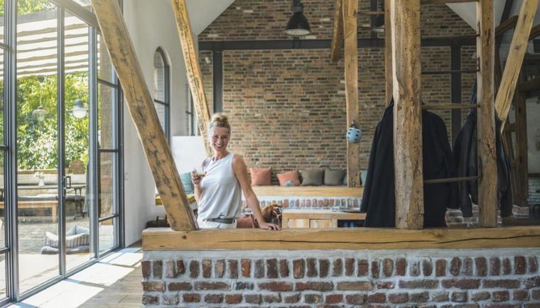 Instalacja elektryczna w stylu loft. Na czym polega natynkowa instalacja?