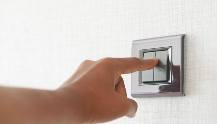Przegląd premium osprzętu elektrycznego. Czym się charakteryzują?