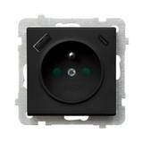 Gniazdo pojedyncze z uziemieniem z ładowarką A+C SONATA CZARNY