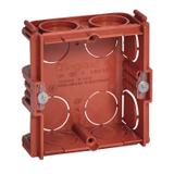 PUSZKA:2M MUR GŁ.30 KWADRAT, Legrand