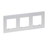 Niloe Step Ramka Potrójna 3X- Kolor Aluminium 863393 LEGRAND