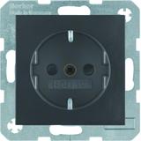 BERKER B.X Gniazdo SCHUKO z uziemieniem z przesłoną styków antracyt 41231606 HAGER