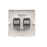 Simon Basic Gniazdo telefoniczne RJ12 podwójne Montaż gniazda na wkręty do puszki biały