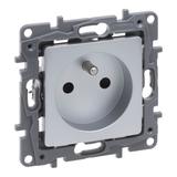 Niloe Selection - Gniazdo 2P+Z 16A - 250 V (Z Przesłoną Zaciski Śrubowe) Aluminium 762127 LEGRAND