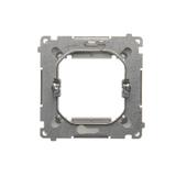 Simon Basic Adapter (przejściówka) na osprzęt standardu 45 × 45 mm. Montaż do puszki na łapki i wkręty srebrny mat BMA45M/43 KONTAKT