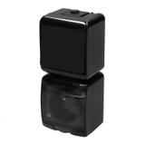 JUNIOR Łącznik jednobiegunowy z gniazdem pojedynczym z uziemieniem 2P+Z (klapka dymna; przesłony tor