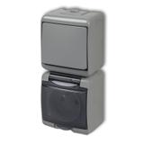 JUNIOR Łącznik jednobiegunowy z gniazdem pojedynczym z uziemieniem 2P+Z (klapka dymna; przesłony tor