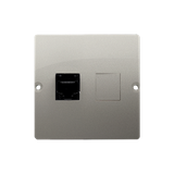 Simon Basic Gniazdo telefoniczne RJ12 Montaż gniazda na wkręty do puszki satynowy