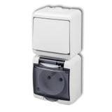 JUNIOR Łącznik jednobiegunowy z gniazdem pojedynczym z uziemieniem 2P+Z (klapka dymna; bez przesłon)