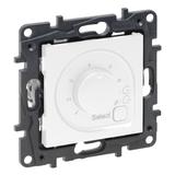 Niloe Step - termostat podłogowy - kolor biały, Legrand