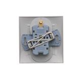 Simon 54 Gniazdo z/u podwójne z funkcją niezm. faz16A z. śrub. monoblok złoty mat