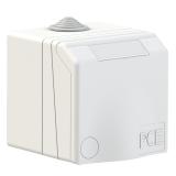 GNIAZDO ZABUDOWANE SERIA DESIGN IP54 gniazdo nadtynkowe przelotowe 16A 2P+Z 230V 863-6v PCE