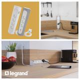 Przedłużacz Narożny 4-Gniazdowy Z/U Z Przewodem 1.0 Metra 3x1.5Mm2 Biały Helmo 049404 LEGRAND