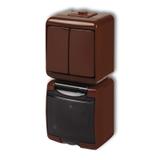 "JUNIOR Łącznik podwójny świecznikowy z gniazdem pojedynczym z uziemieniem 2P+Z (klapka dymna