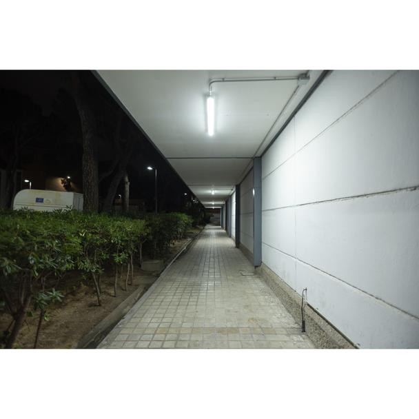 DP 1200 32W 840 IP65 GY LEDVANCE
