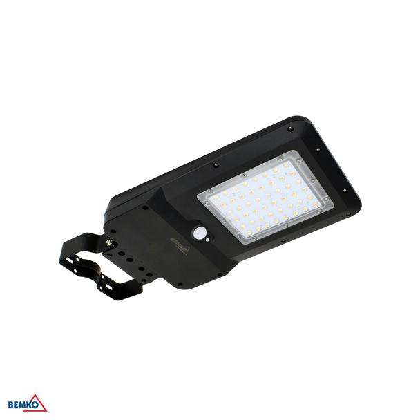 SOLARNA OPRAWA LAMPA ULICZNA LED SOLGER 20W 3000lm 3000/4000/6000K IP65 CZARNA Czujnik ruchu PIR BEM