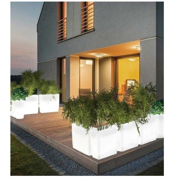 Nowodvorski lampa stojąca zewnętrzna (świecąca donica) Flowerpot S E27 biała 41cm 9711