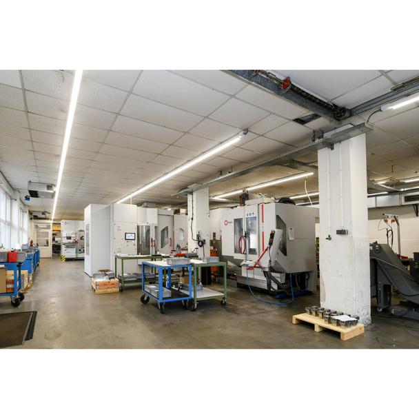 Oprawa TRUSYS FLEX P RAIL 3000 5P WT