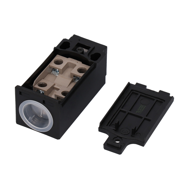 ŁĄCZNIK KRAŃCOWY (TWORZYWO) Z POPYCHACZEM