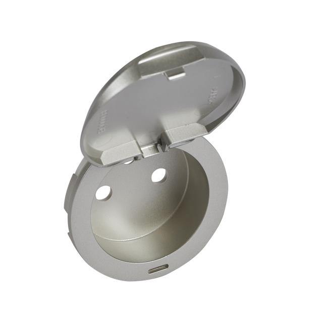 CELIANE - PLAKIETKA Z KLAPKĄ GNIAZDA 2P+Z TYTANOWA, Legrand