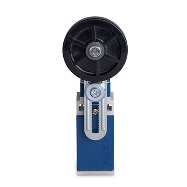 Łącznik w obudowie z tworzywa, 1NC+1NO, dźwignia z rolką gumową