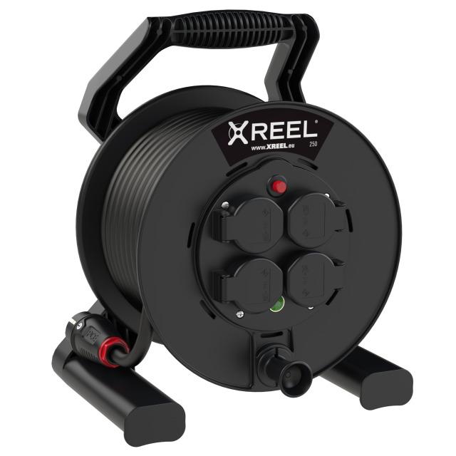 Wejście 50 mb H05VV-F 3x1,5 (OWY) wtyczka gumowa 16A IP44 92503H48153 PCE