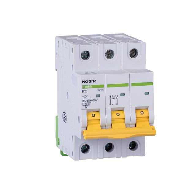 Ex9BH Wyłącznik nadprądowy 10kA C40A 3P 100417