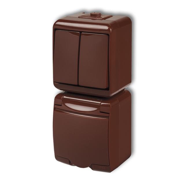 JUNIOR Łącznik świecznikowy z gniazdem pojedynczym z uziemieniem 2P+Z (klapka brązowa; bez przesłon)