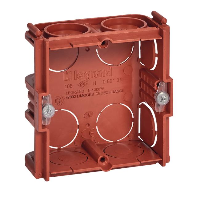 PUSZKA:2M MUR GŁ.30 KWADRAT, Legrand