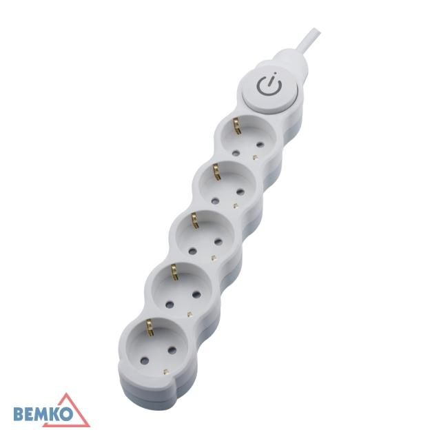 PRZEDŁUŻACZ NA SCHUKO 5X 2P+Z+WYŁ. 1.5MM X 1.5M