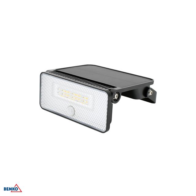 NAŚWIETLACZ LAMPA SOLARNA LED 3 barwy świecenia SOKER 8W 1000lm 3000K/4000K/6500K IP54 CZARNY Czujni