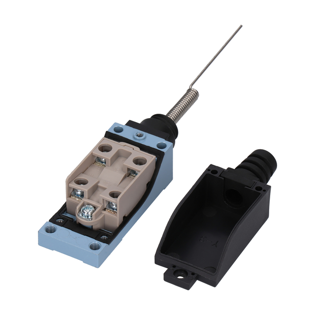 ŁĄCZNIK KRAŃCOWY (METAL / TWORZYWO) DZWIGNIA SPRĘŻYNOWA