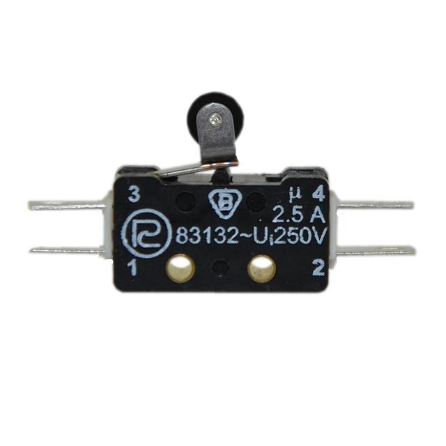 Łącznik miniaturowy 83132s54ER-7,5