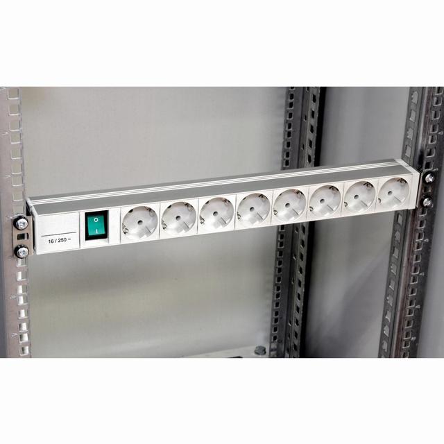 Panel VDE, typ B, 19x44, 8 gniazd, prof. aluminium 35°, 1U, LED, 230 VAC