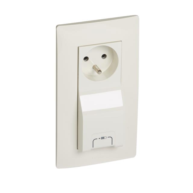 Niloe Gniazdo Pojedyncze Z Uziemieniem 16A Zaciski Sprężynowe /Z Przesłonami/ Z Ładowarką Usb 1000 Ma Kremowe 764628 LEGRAND