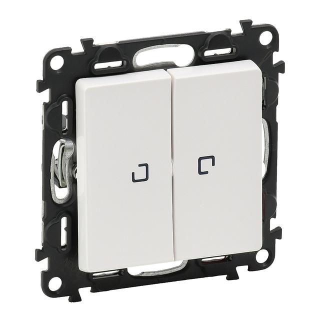 Valena Life Łącznik Świecznikowy Podświetlany Biały 250 V 752128 LEGRAND