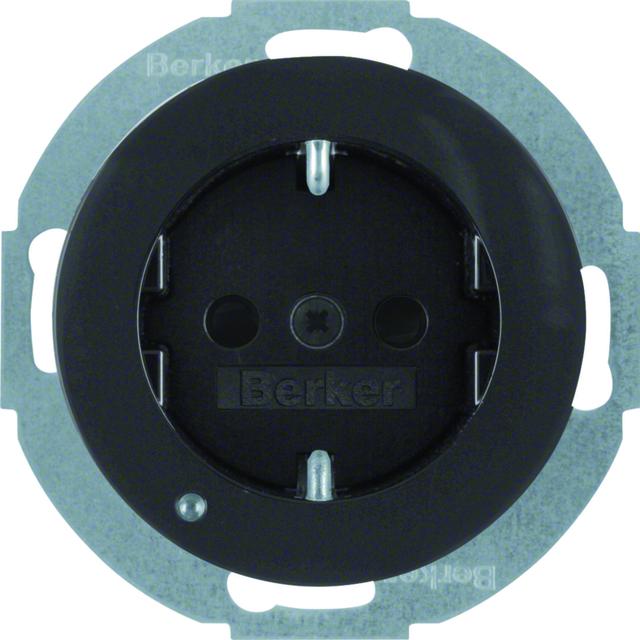 BERKER R.classic Gniazdo SCHUKO z podświetleniem LED czarny 41092045 HAGER