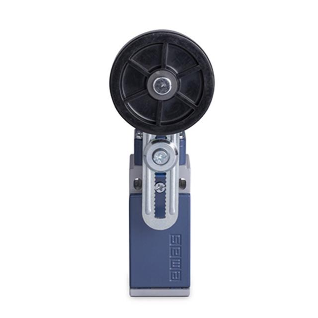 Łącznik w obudowie metalowej, 1NC+1NO, dźwignia regulowana z rolką gumową