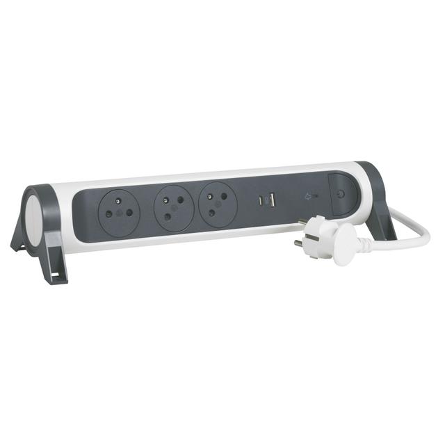 PRZEDŁUŻACZ PREMIUM, OBROTOWY, 3X2P+Z, USB A+C, Z OGRANICZNIKIEM PRZEPIĘĆ, Z PRZEWODEM 1.5 METRA 3X1