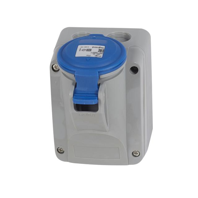 P17 TEMPRA PRO GNIAZDO STAŁE 16A 3P+Z 230V IP44, Legrand