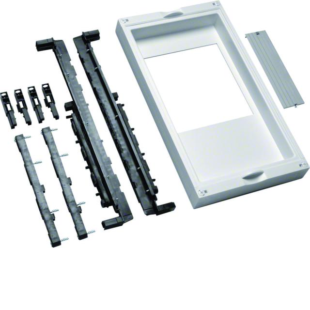 univers N Blok dla szyn zbiorczych poziomych 60mm 4-pol. 4xDII/3xDIII/6xD02 450x250mm UE31E3A HAGER