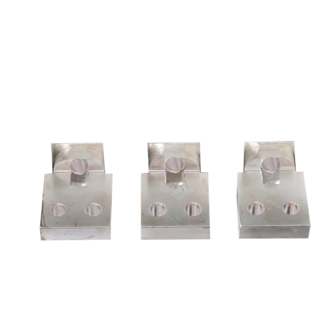 Przyłącze Tylne Obracane Do DMX3 1600 3P Wykonanie Wysuwne 028147 LEGRAND