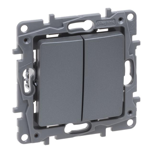 Niloe Selection - Łącznik Schodowy Podwójny 10 Ax Stal 762302 LEGRAND