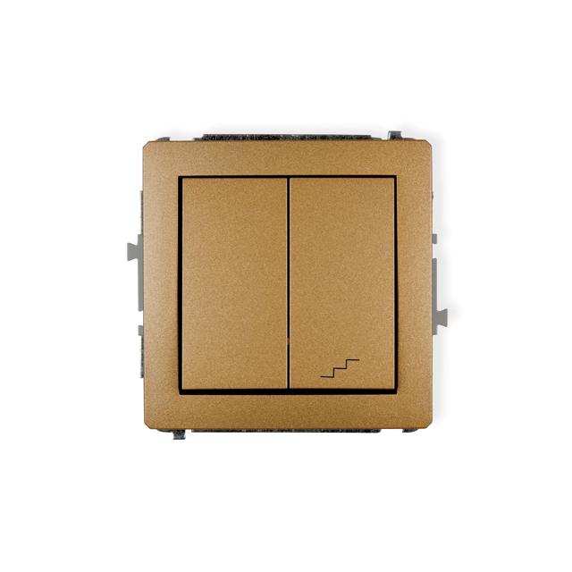 DECO Mechanizm łącznika jednobiegunowego ze schodowym (osobne zasilanie) złoty metalik