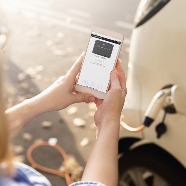 Simon SM34 Residential, kabel T2 5m 22 kW, trójfazowa + Bluetooth