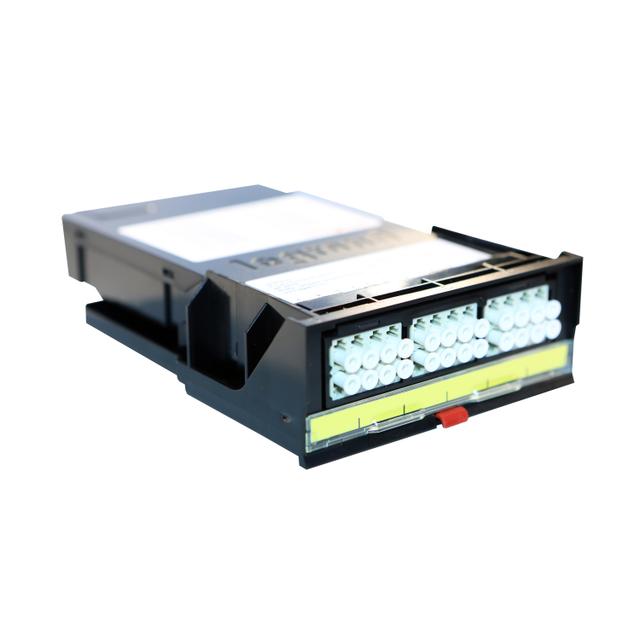 LCS:KAS 24 LC MTP OM4 PAN HD, Legrand