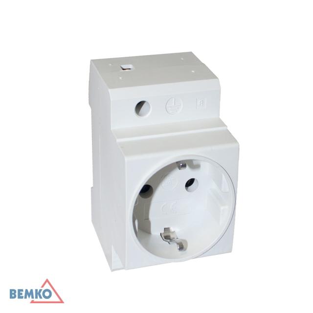 GNIAZDO GS16 16A SCHUKO