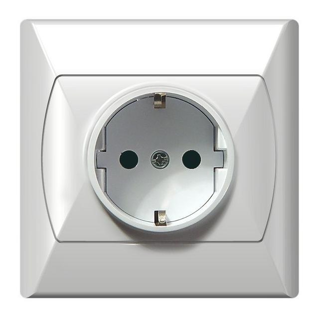AKCENT Gniazdo pojedyncze z uziemieniem schuko z przesłonami torów prądowych - kolor biały
