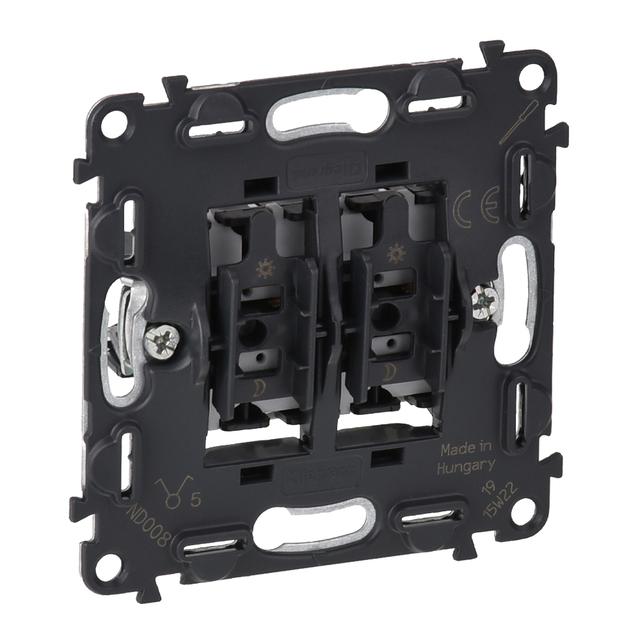 VALENA ALLURE - ŁĄCZNIK ŚWIECZNOKOWY, Legrand